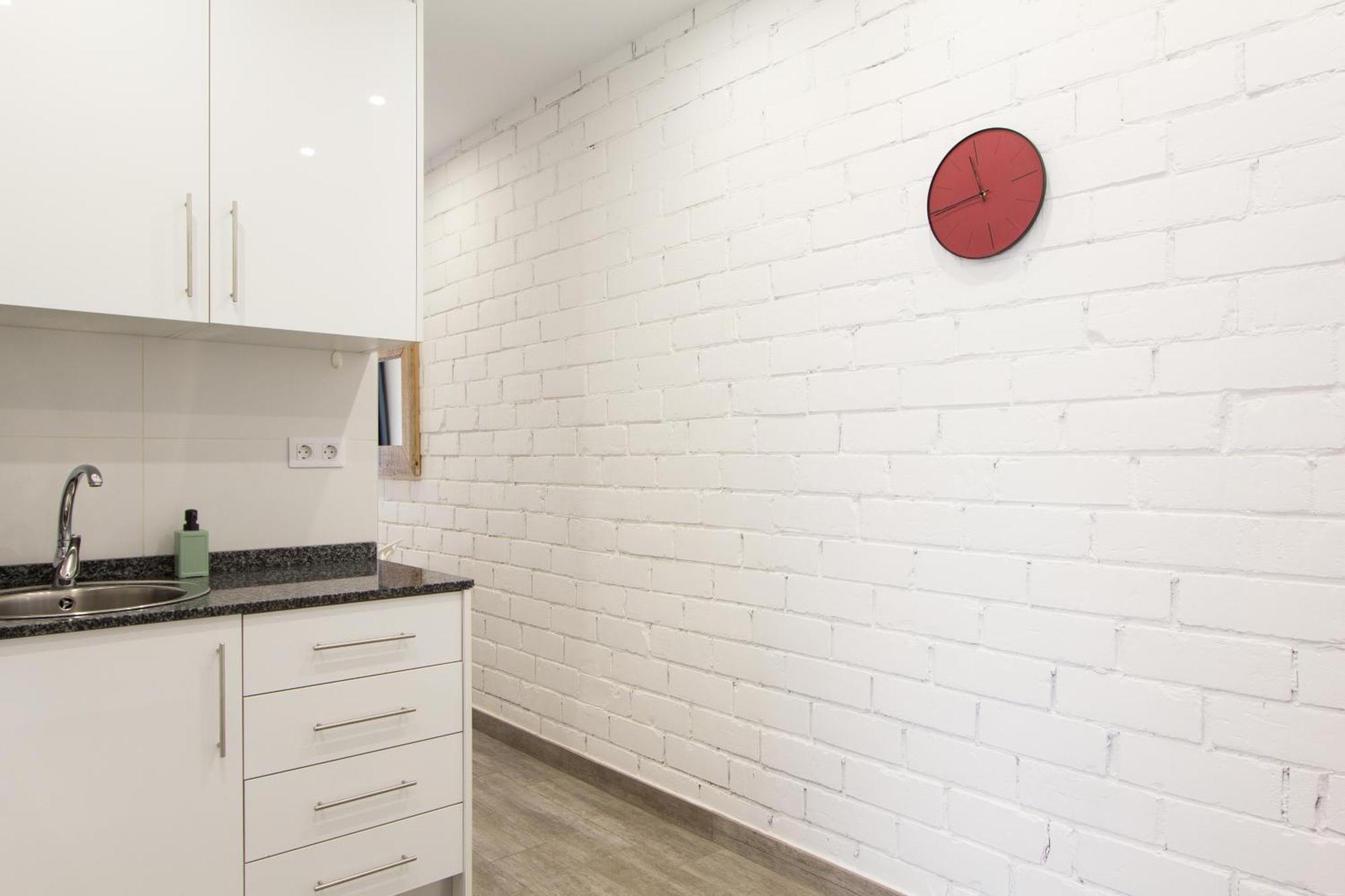 Novus Homes Barcelona Santa Eulalia L'Hospitalet de Llobregat Bagian luar foto