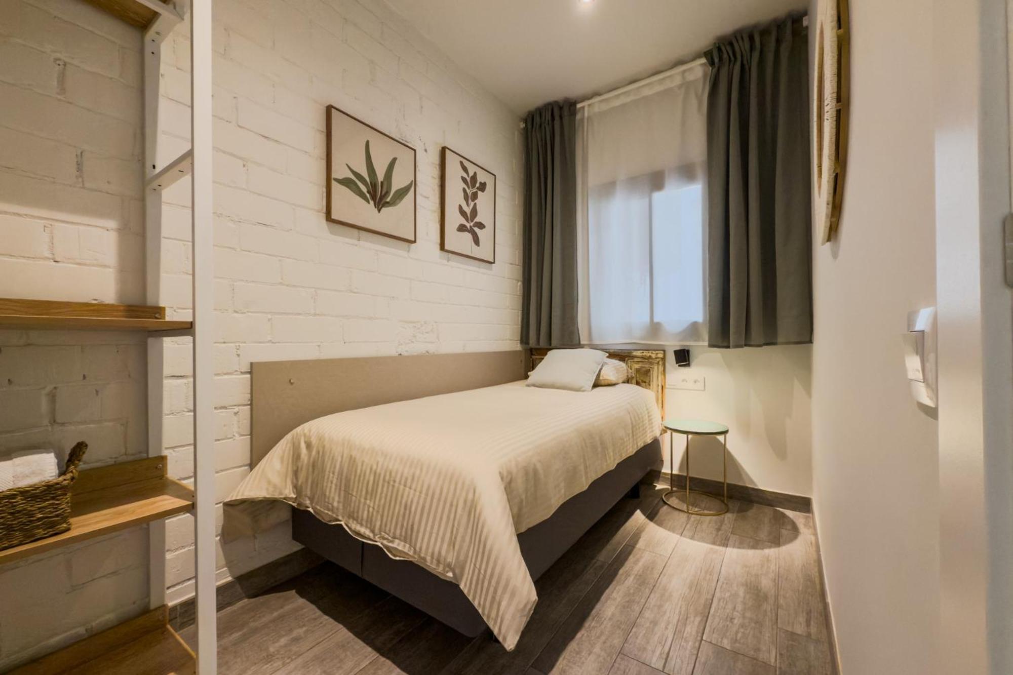 Novus Homes Barcelona Santa Eulalia L'Hospitalet de Llobregat Bagian luar foto