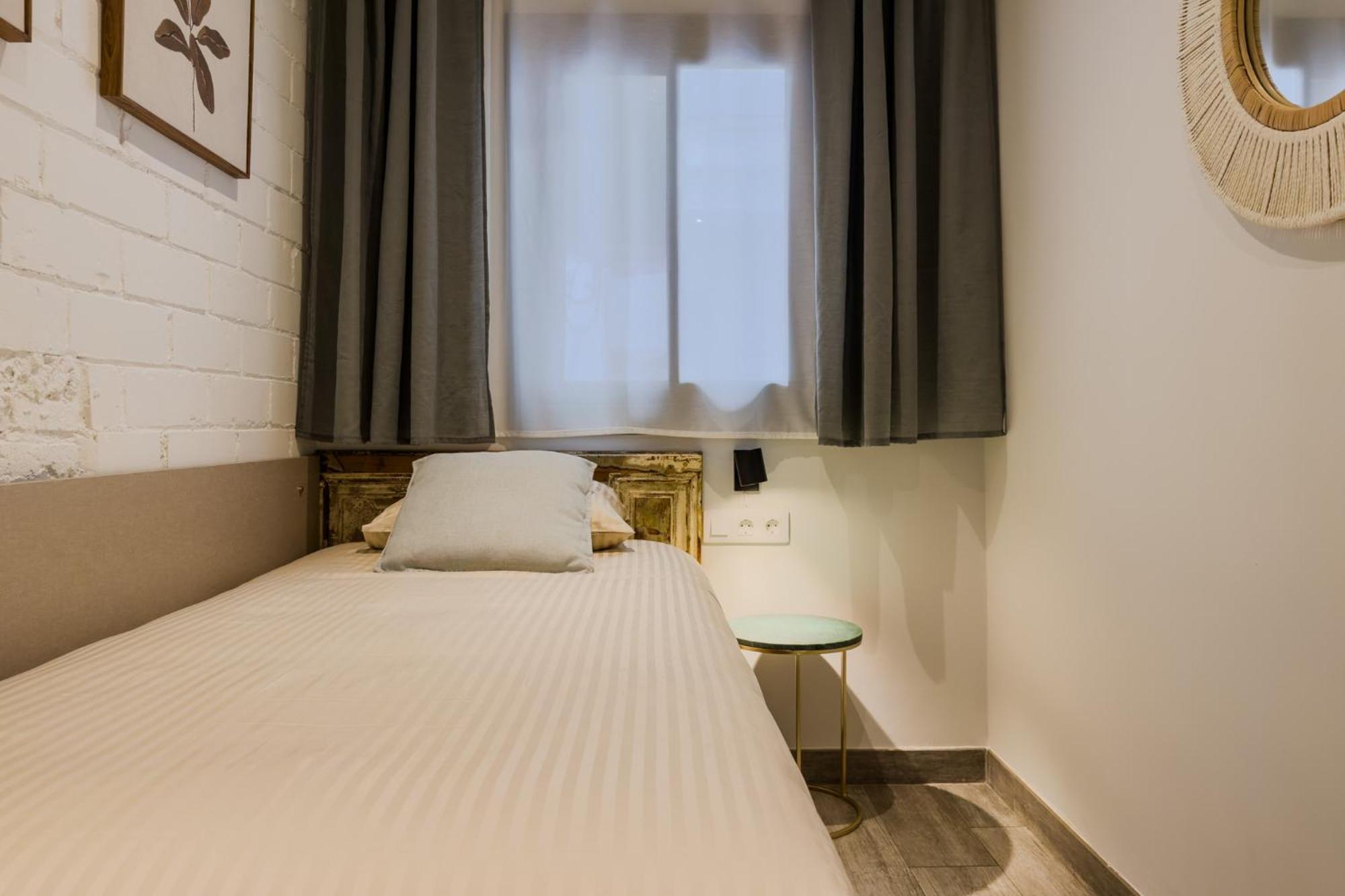 Novus Homes Barcelona Santa Eulalia L'Hospitalet de Llobregat Bagian luar foto